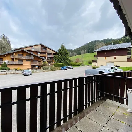 Apartment Confortable Entre Et La Chapelle D'abondance - Fr-1-692-97 *